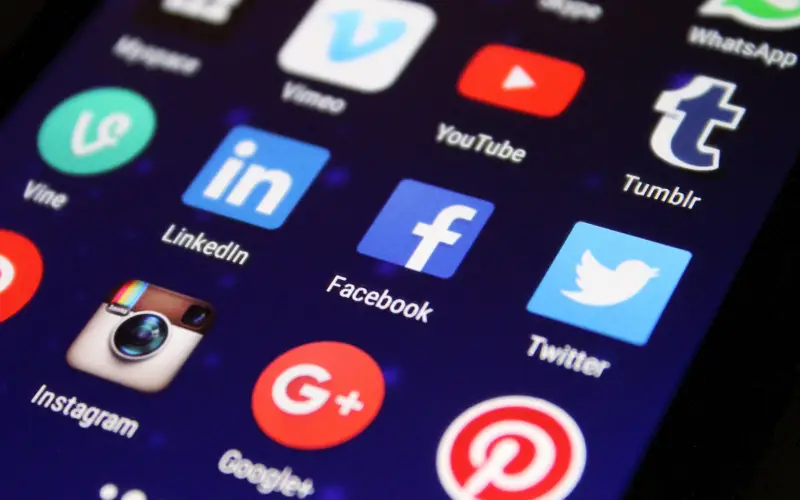 The popularizing Practice Of Using Social Media Marketing Strategy For Film Promotion